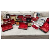 Razor travel Containers