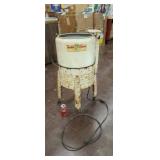 Taylor Senior wriner washer rough shape.