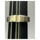 Sz.5 Sterling Silver Ring 2.83 Grams