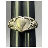 Sz.5 Sterling Silver Heart Ring 3.15 Grams