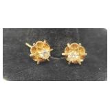 14k. Yellow Gold with Diamonds Earrings .87 Grams