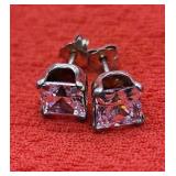 10K Cz. Earrings 1.47g