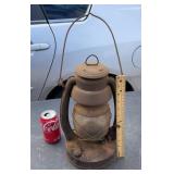 Barn Kerosene Lamp, globe cracked