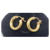 18k. Yellow Gold Pierced Earrings 1.36 grams