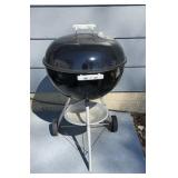 Weber Kettle Charcoal Grill