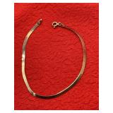 7in. Marked 985 Yellow Gold Bracelet 1.35 Grams