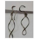 .925 Sterling Silver Earrings .98 Grams