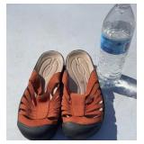 Keen Size 8 Shoes/Sandels