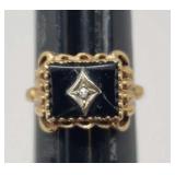 Sz.7 10k. Yellow Gold Ring 3.91 Grams