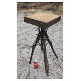 Trap art plant stand.