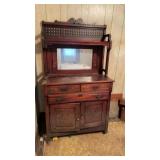 Walnut? Top Server Ruff Shape 69 x 40 x 18 inches