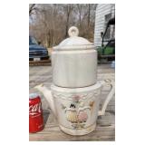 Porcelain coffee pot.