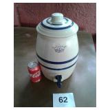 U.S.A. STONE CROCK LIQUID DISPENSER-chipped lid