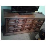 9 DRAWER DRESSER 66"LX30"TX19"W