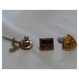 10K. GOLD PINS
