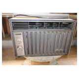 THOMAS EDISON 110 VOLT