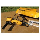 DEWALT DW400 4" GRINDER
