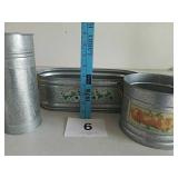 GALVANIZED METAL DECOR