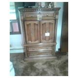 SOLID OAK 40"x60"x18"DEEP ARMOIRE