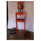 SHOP PRESS 12 TON W/ACCESSORIES