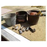 BALL HITCHES:BUCKETS