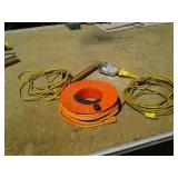 TREBLE LIGHT:EXTENSION CORDS