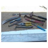 PRY BARS:WIRE CUTTERS