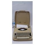 Royal manual vintage typewriter