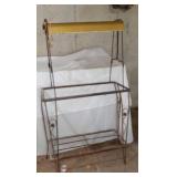 Vintage 2 PC metal/iron fish tank stand and light