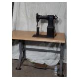 Singer Industrial sewing machine with cabinet