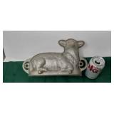 Cast aluminum lamb mold