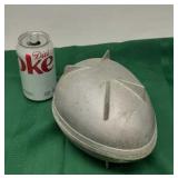 Vintage Nordic Ware cast aluminum Easter egg