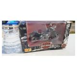 1:18 scale replica of Harley-Davidson