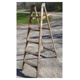 Davidson 6ft. Wood Ladder