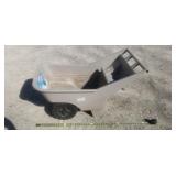 Rubbermaid Lawn Cart