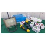 Halogen light, flashlight, and light bulbs with a