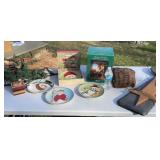 Christmas Decor w Tote