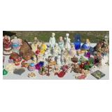 Tote Full Christmas Decor, including Music boxes,