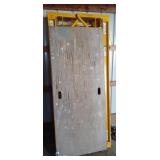 Scaffolding with wheels, wooden deck measures