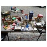 ART SUPPLIES:MUSIC BOX:INTERIOR DECORATIONS