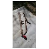 Single tree horse haens