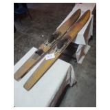 VINTAGE WOOD SKIS