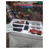 NORTH POLE CHRISTMAS TRAIN SET