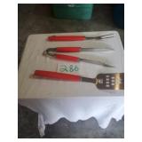 GRILL UTENSILS
