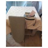 IRON & SMALL IRONNG BOARD