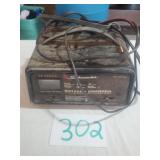 SCHUMACHER BATTERY CHARGER & ENGINE