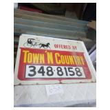 TOWN N COUNTRY DBL SIDED 28 X 20 METAL