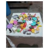 KIDS KITCHEN ACCESSORIES