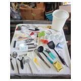 LOTS OF KITCHEN UTENSILS
