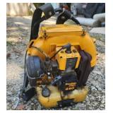 Poulan Pro 440 gas backpack leaf blower runs